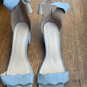 Low Light Blue Heel